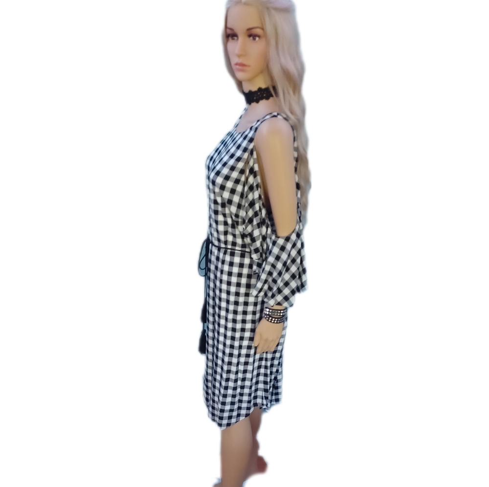 💙NEW!Karen Kane M or XL cold shoulder dress - Picture 3 of 9